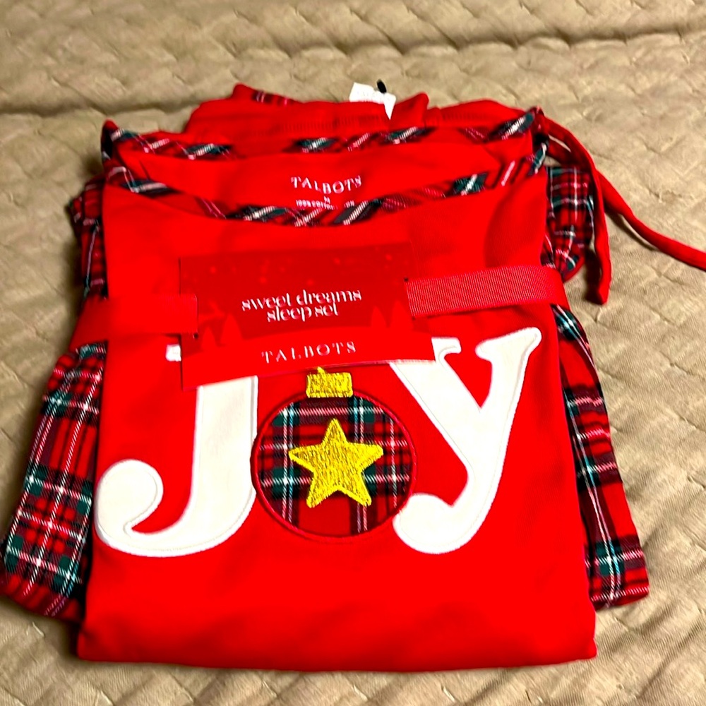 Talbots PJ Set . NWT . Size M